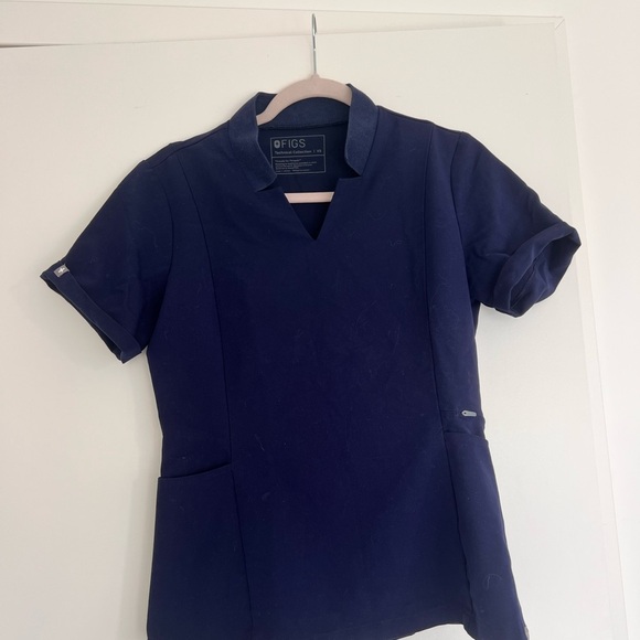 FIGS Inala Slim Scrub Top - Picture 5 of 8